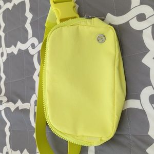 Lululemon Electric Lemon Everywhere Belt Bag - 1L